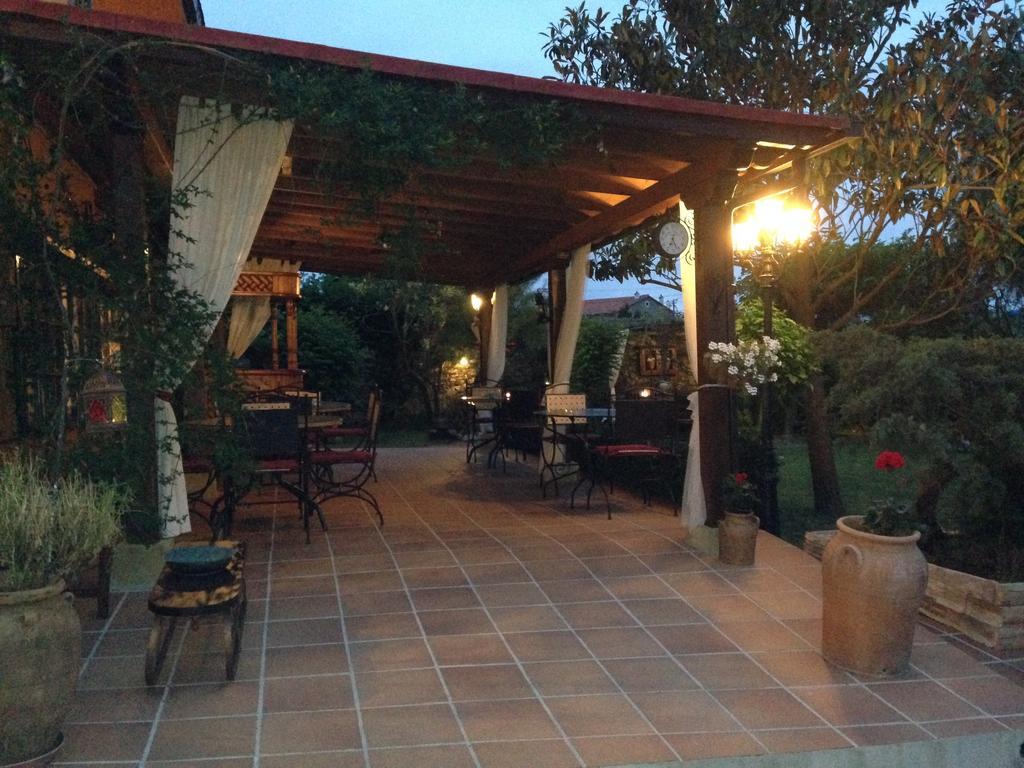 Hosteria Las Fuentes Rubayo Kültér fotó